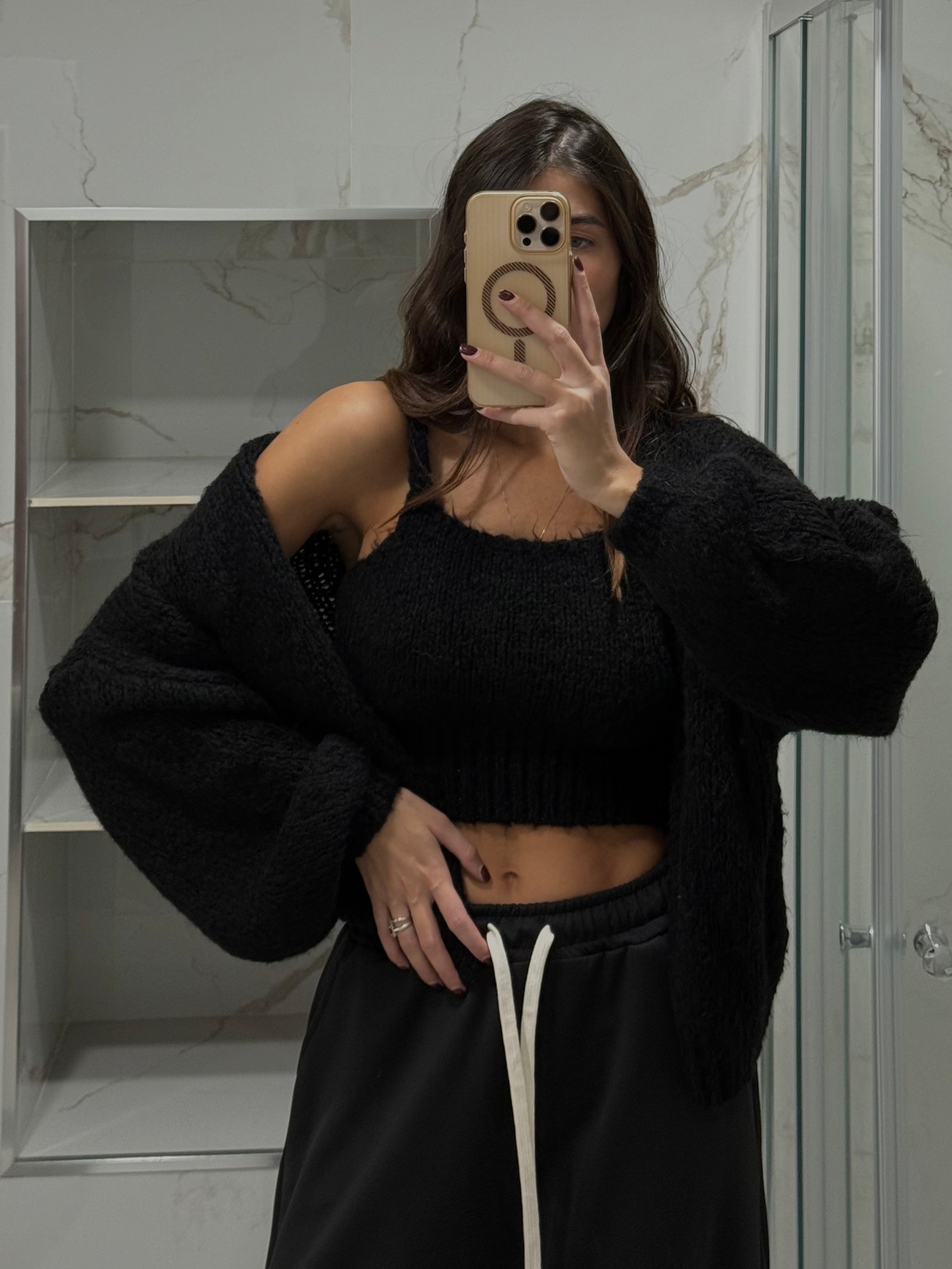 Cardigan + top nero