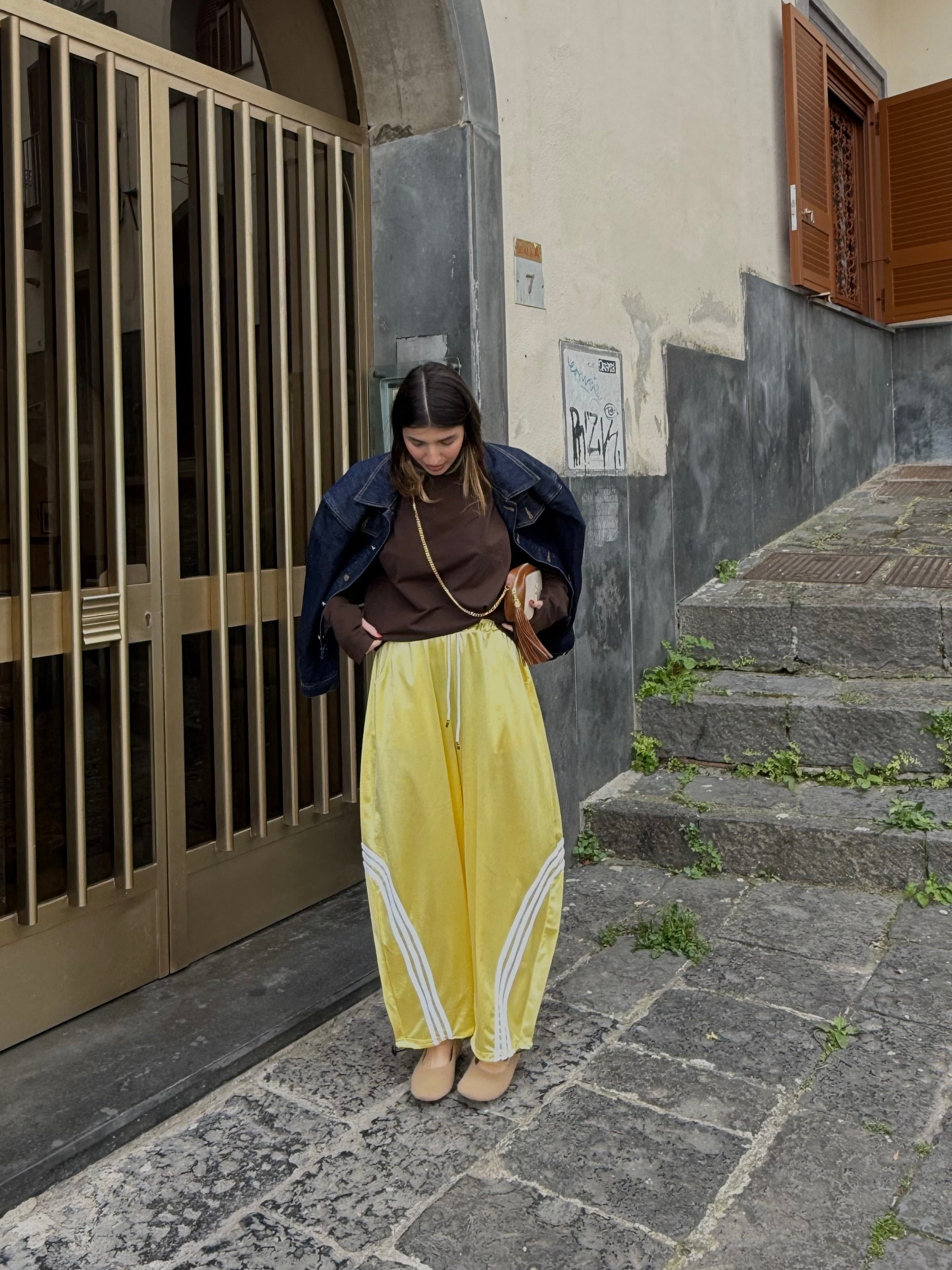 Pantalone adid giallo - LadyB Shop Online
