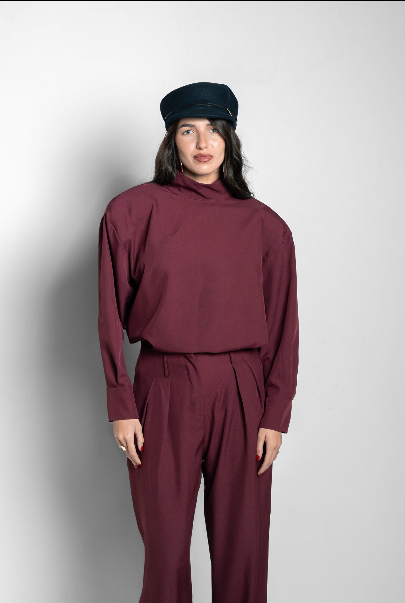 Blusa spallina bordeaux
