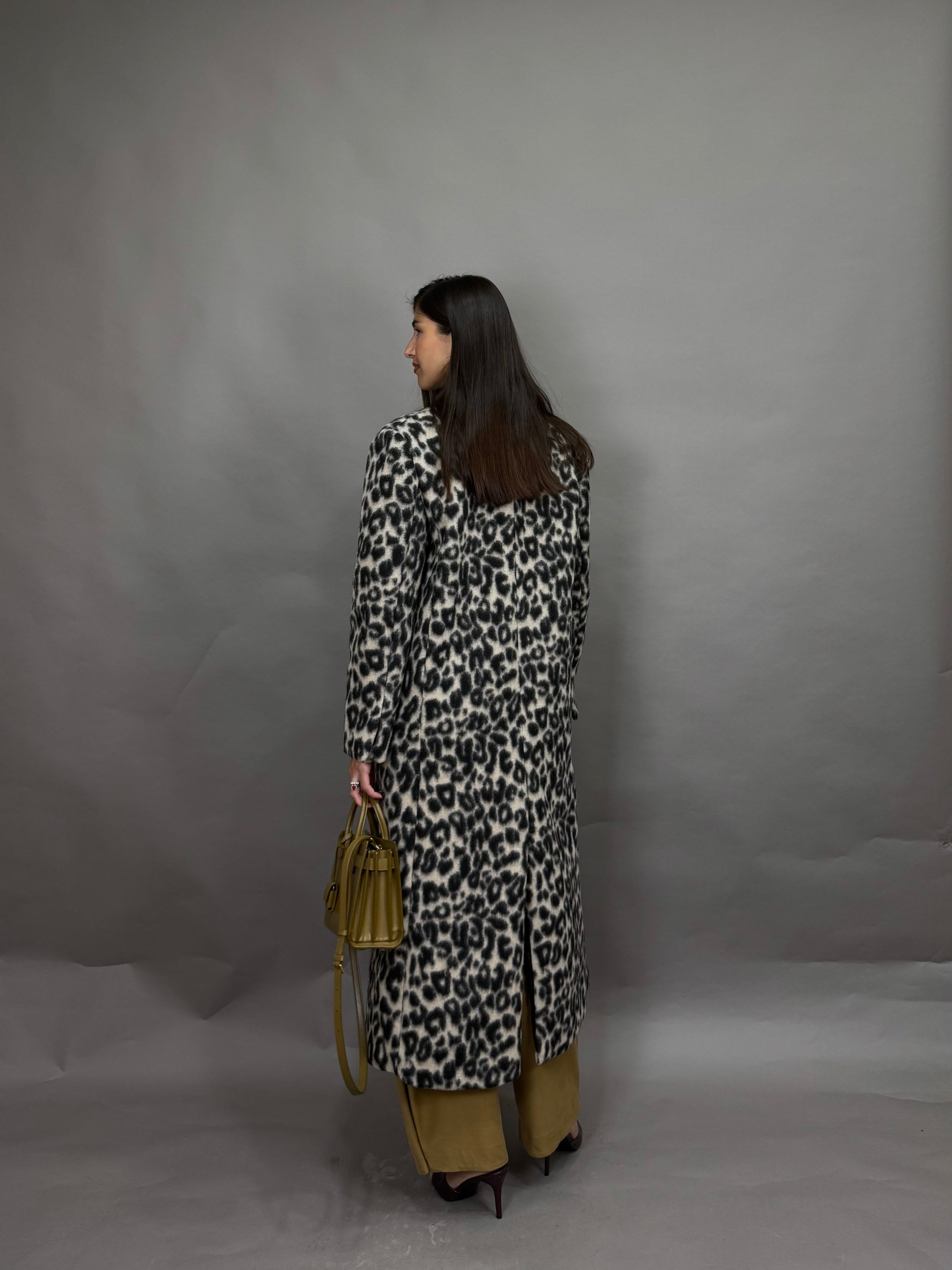 Cappotto leopardato nero