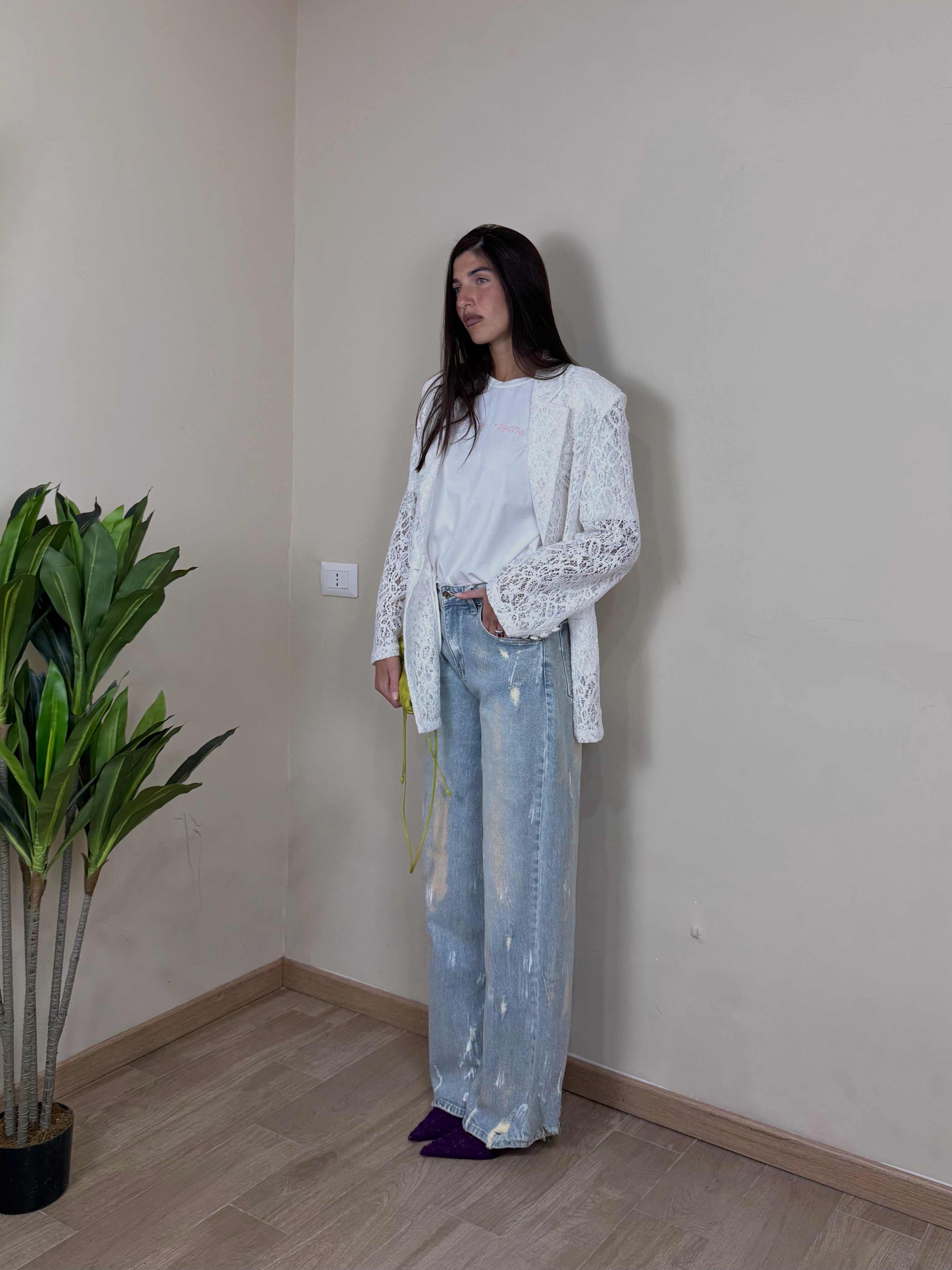 Jeans strappi sul fondo