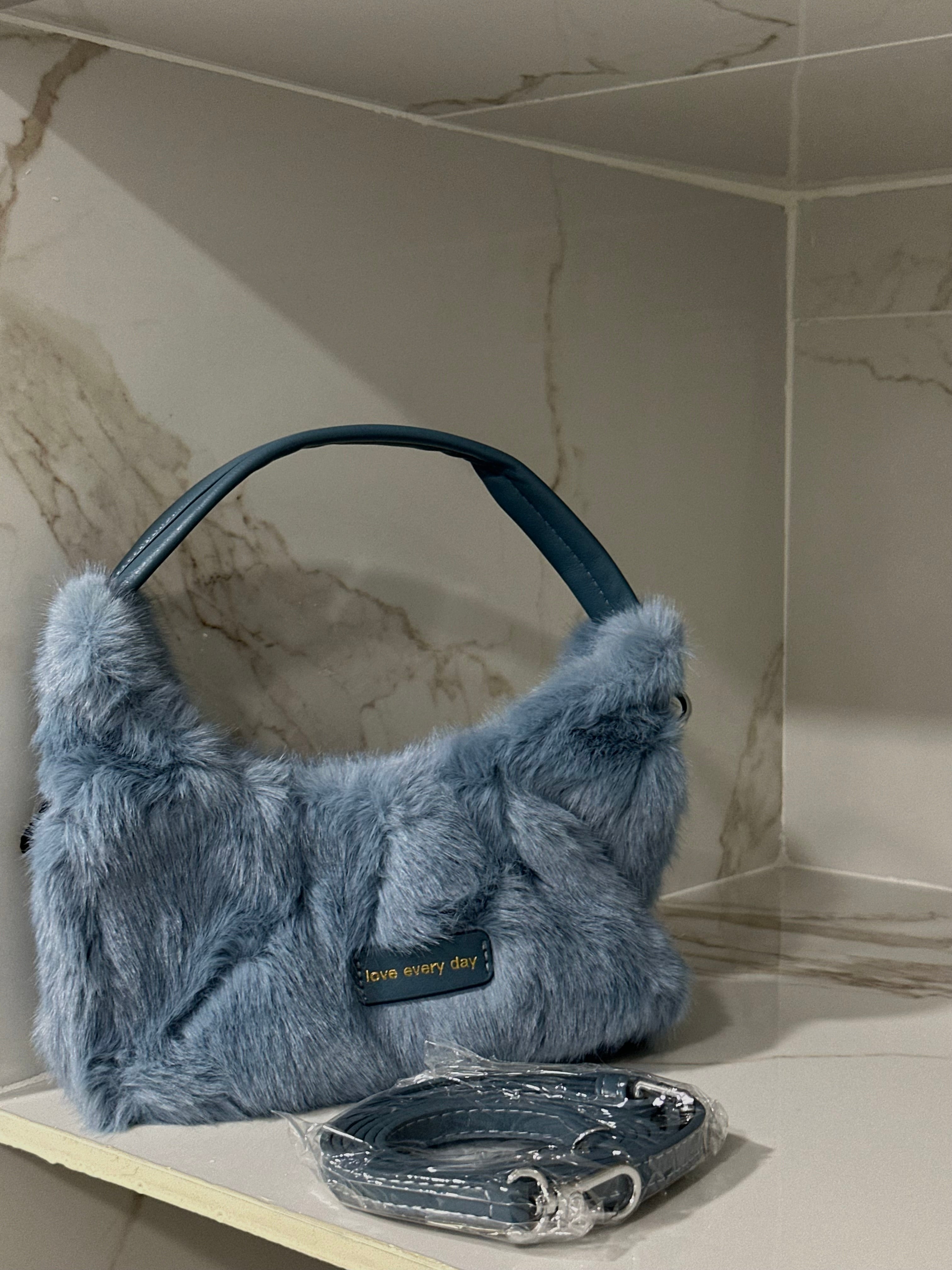 Bag mini peluche azzurro - LadyB Shop Online