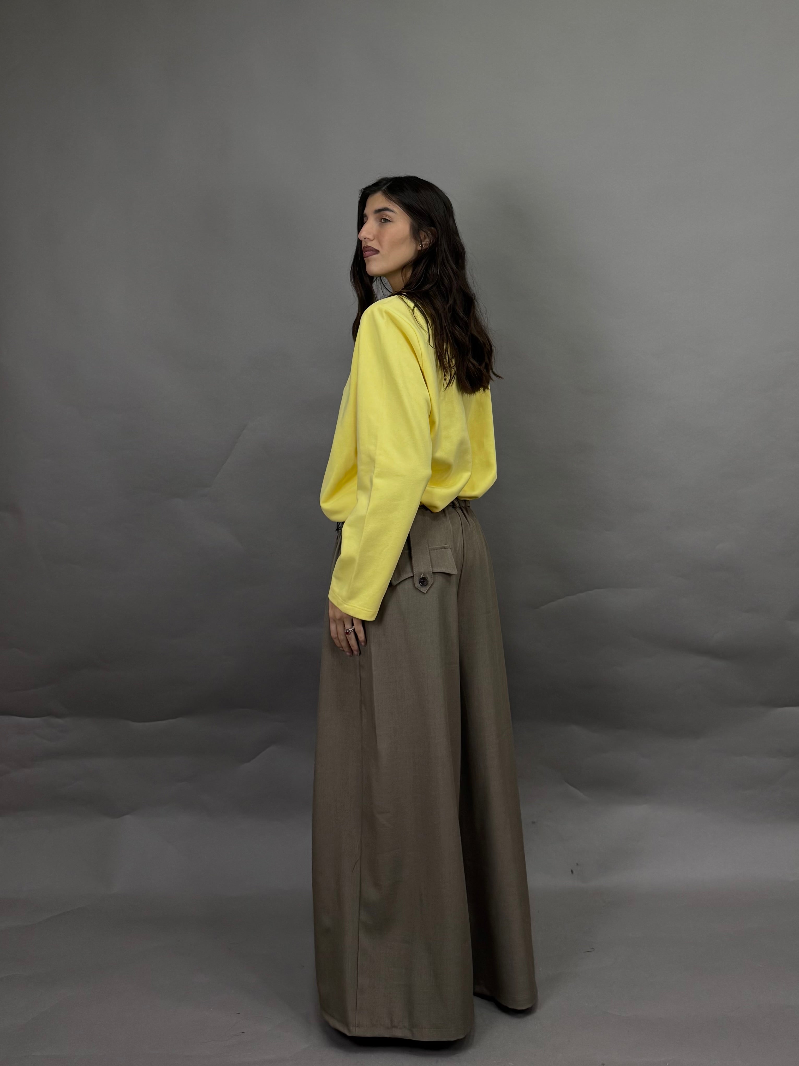 Pantalone musa fango