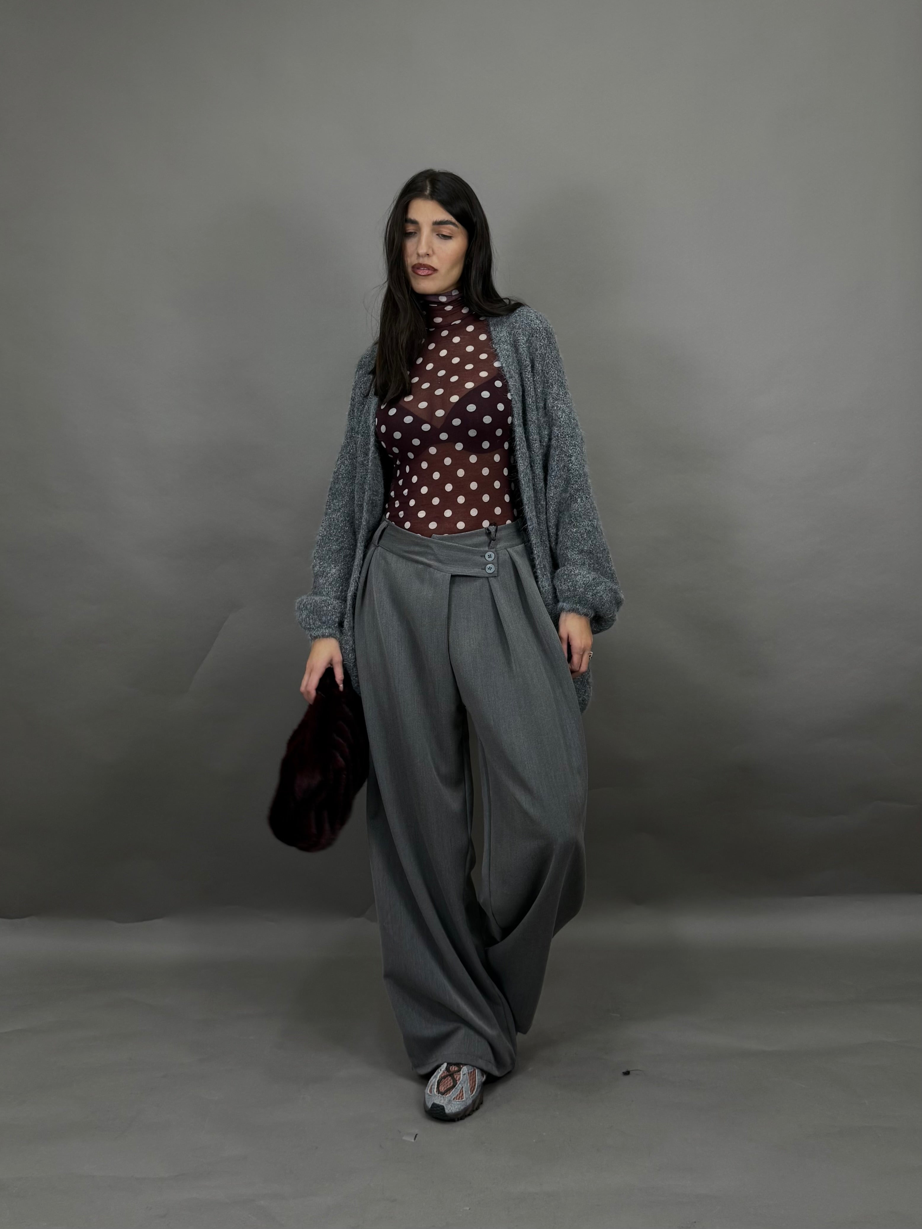 Pantalone storto grigio