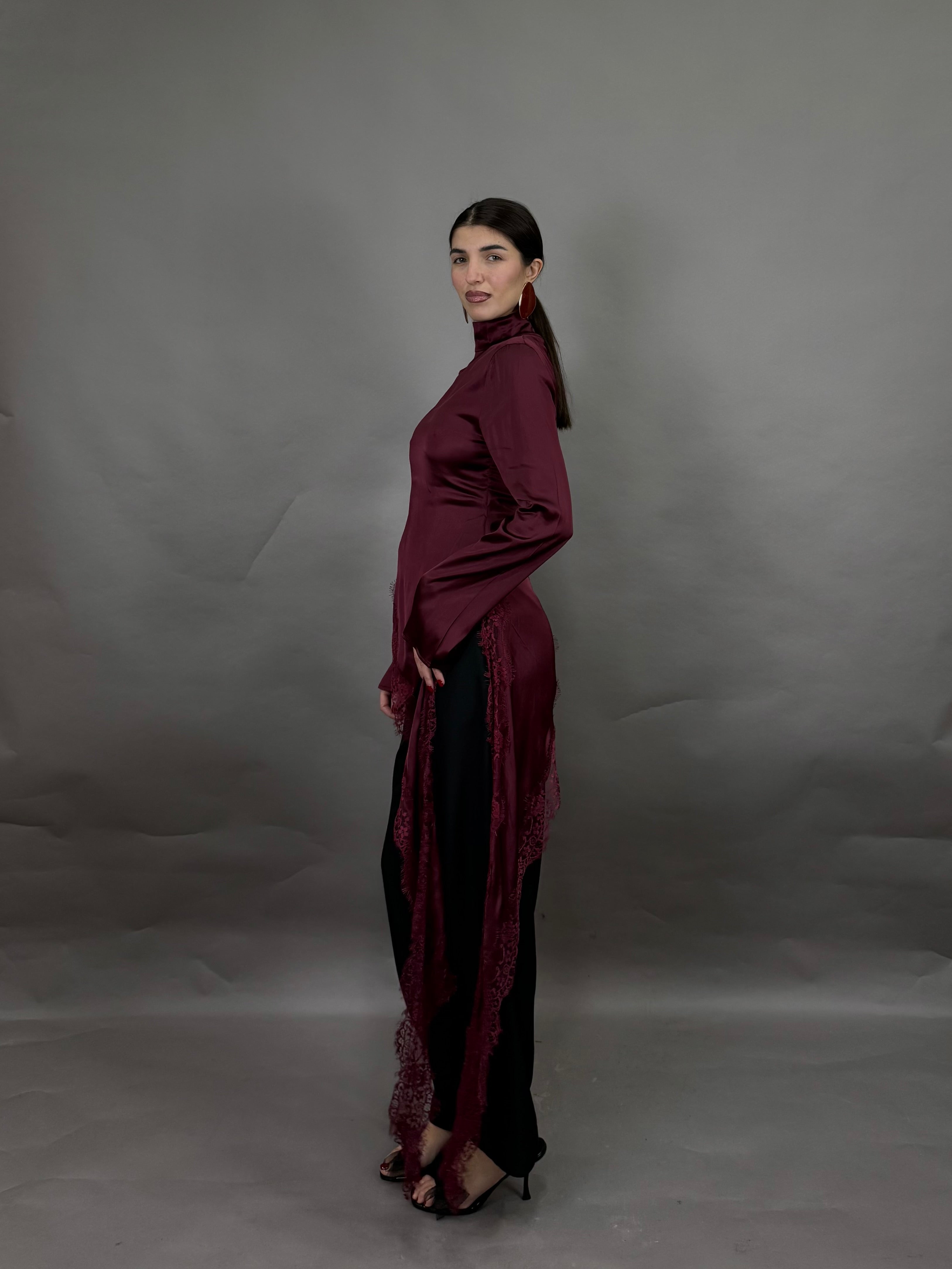 Blusa lumina bordeaux