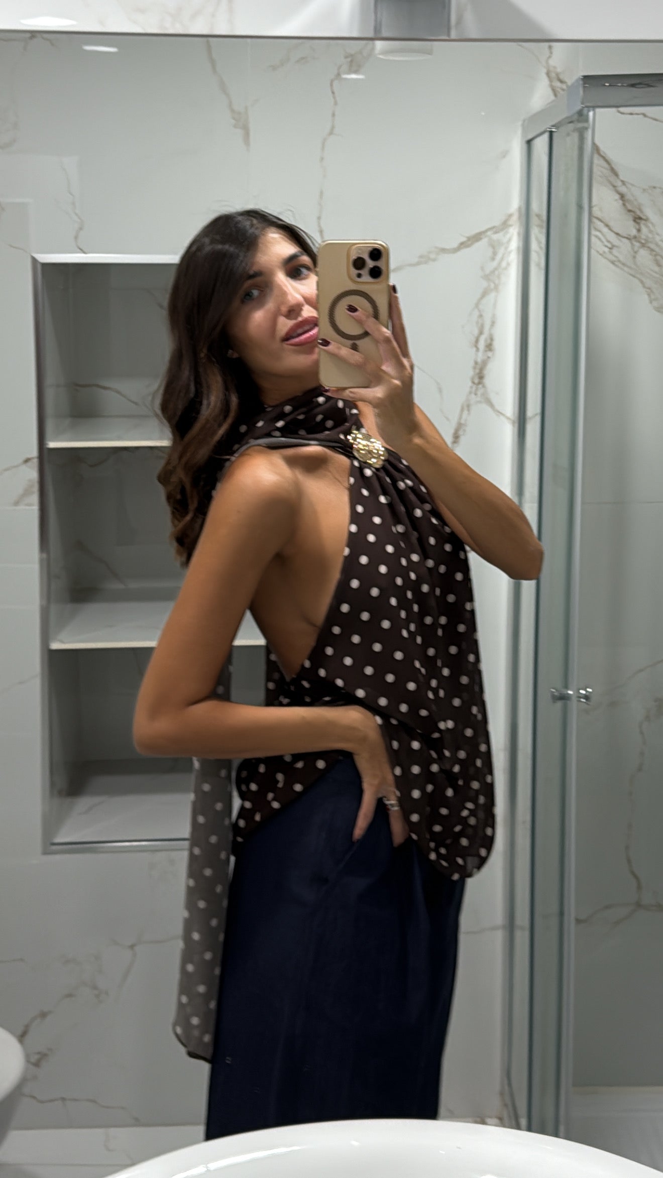 Top pois marrone