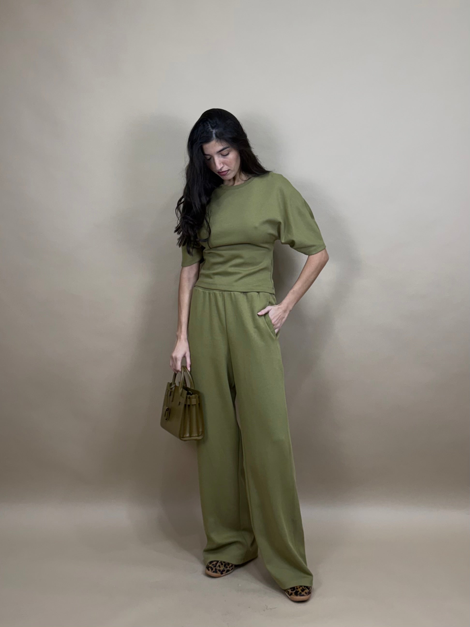 Pantalone in tuta Oliva by Lumina