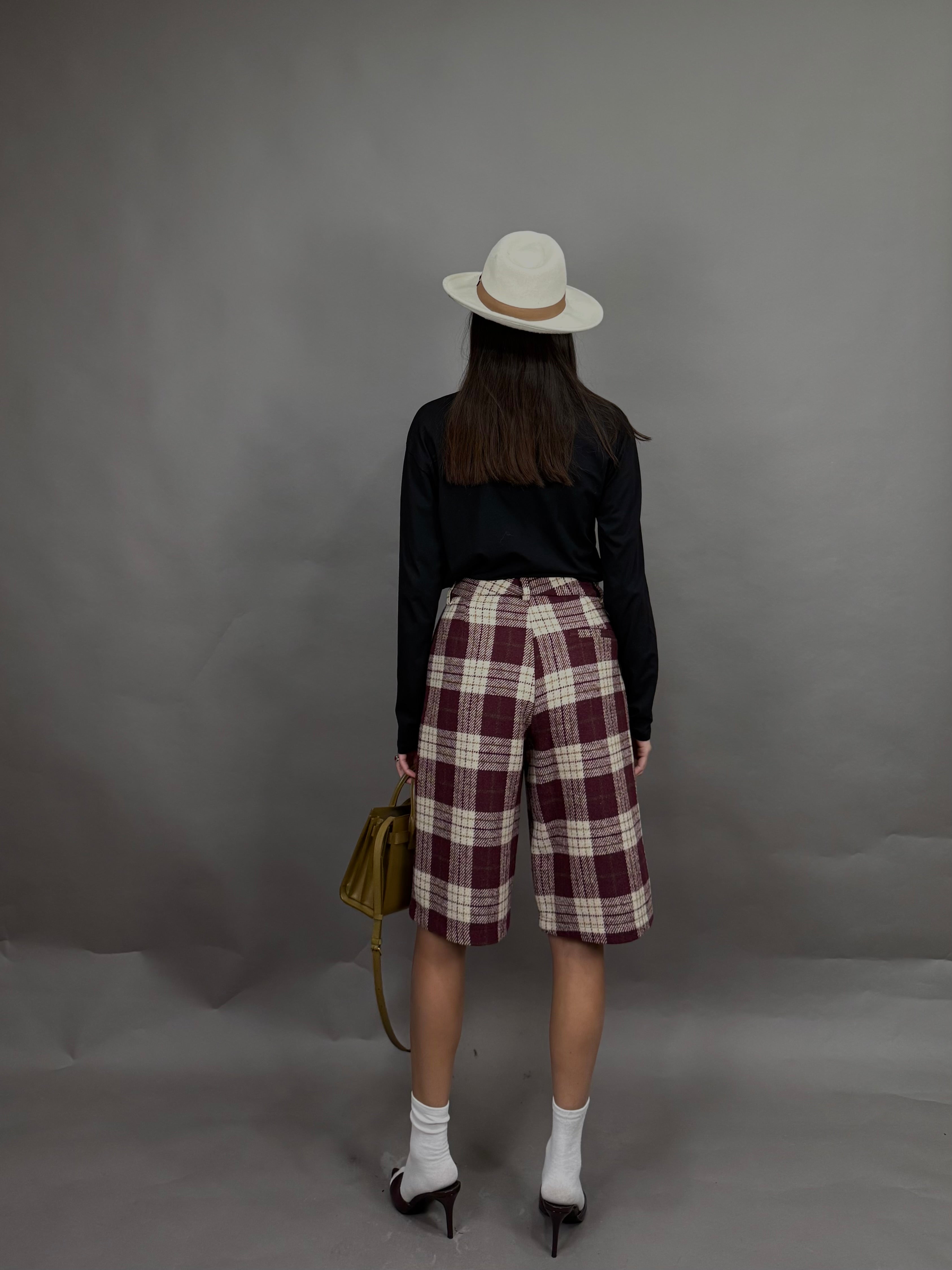 Bermuda bordeaux lumina