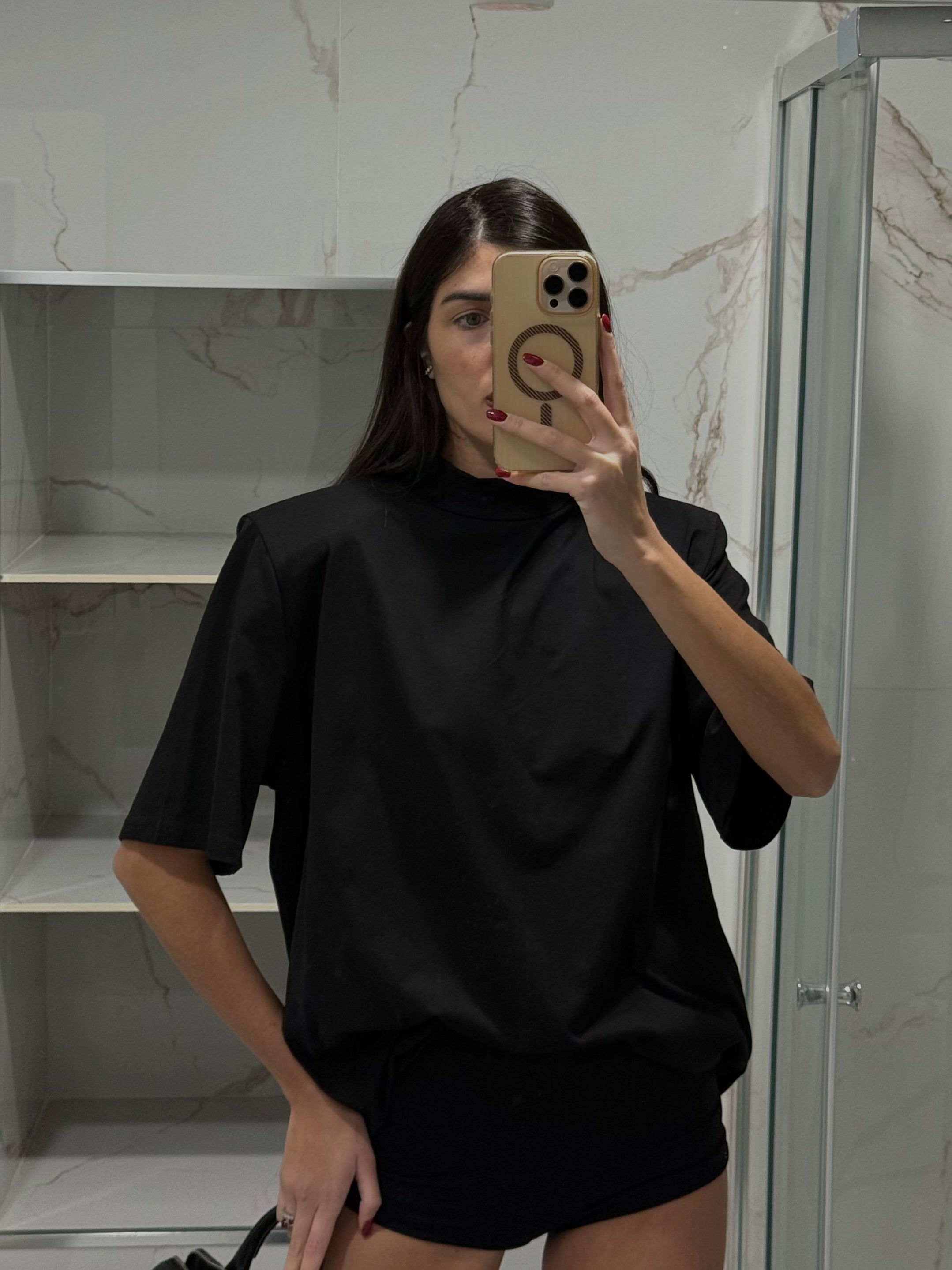 Maglia attico nera