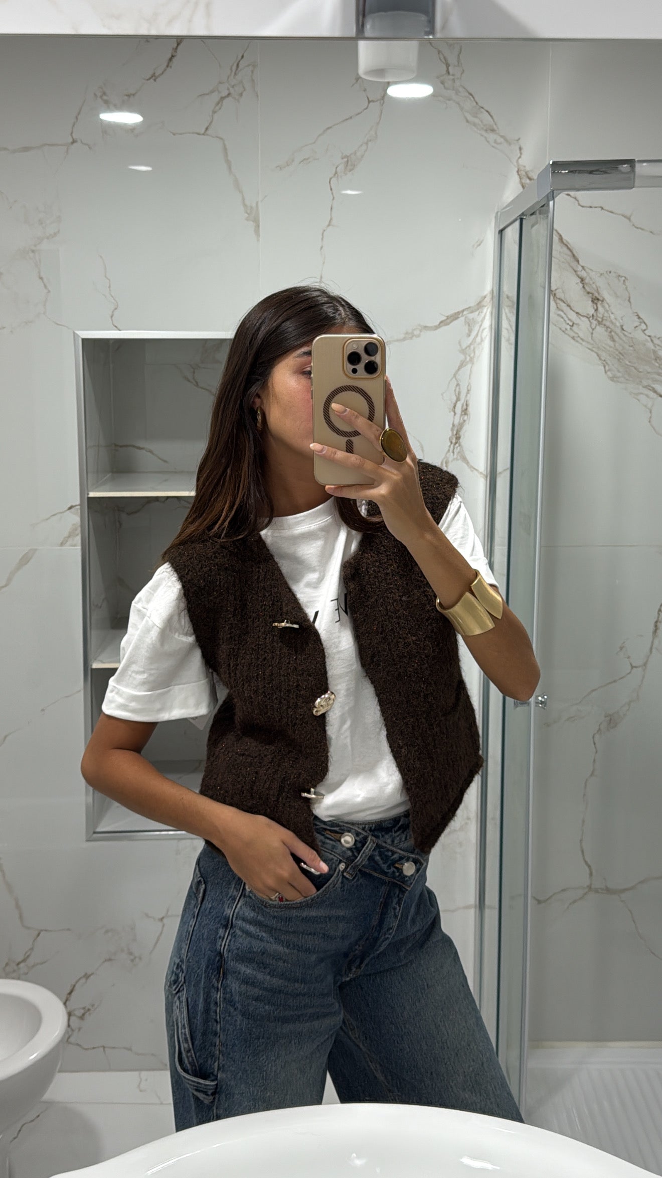 Gilet con bottone oro marrone