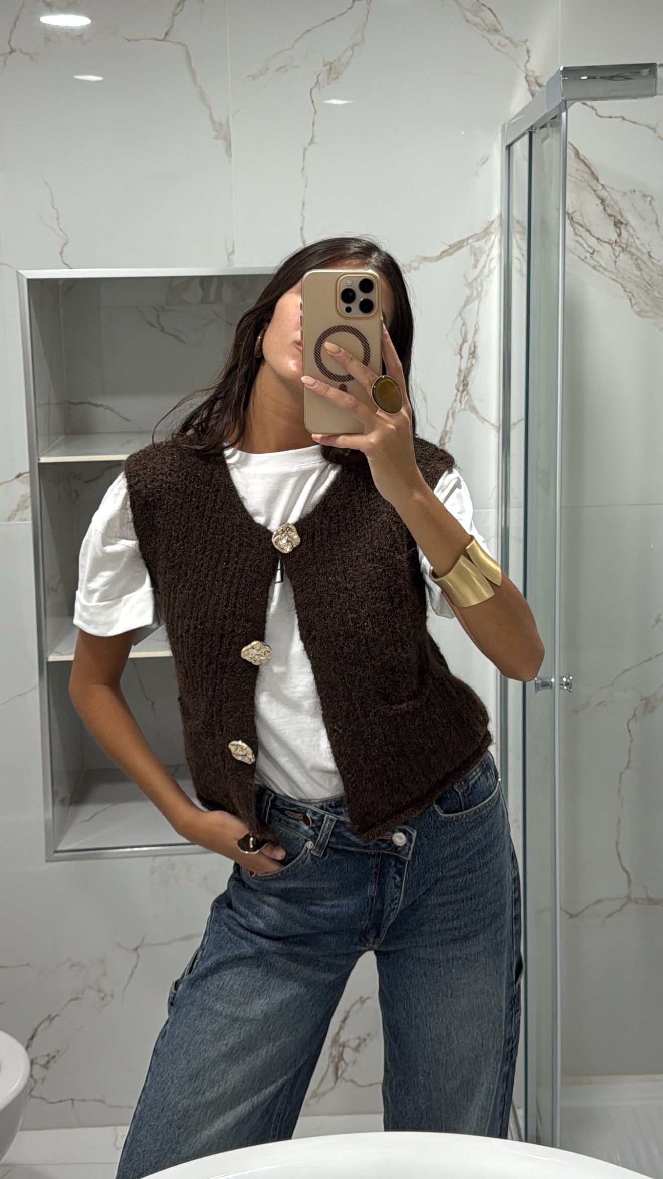 Gilet con bottone oro marrone