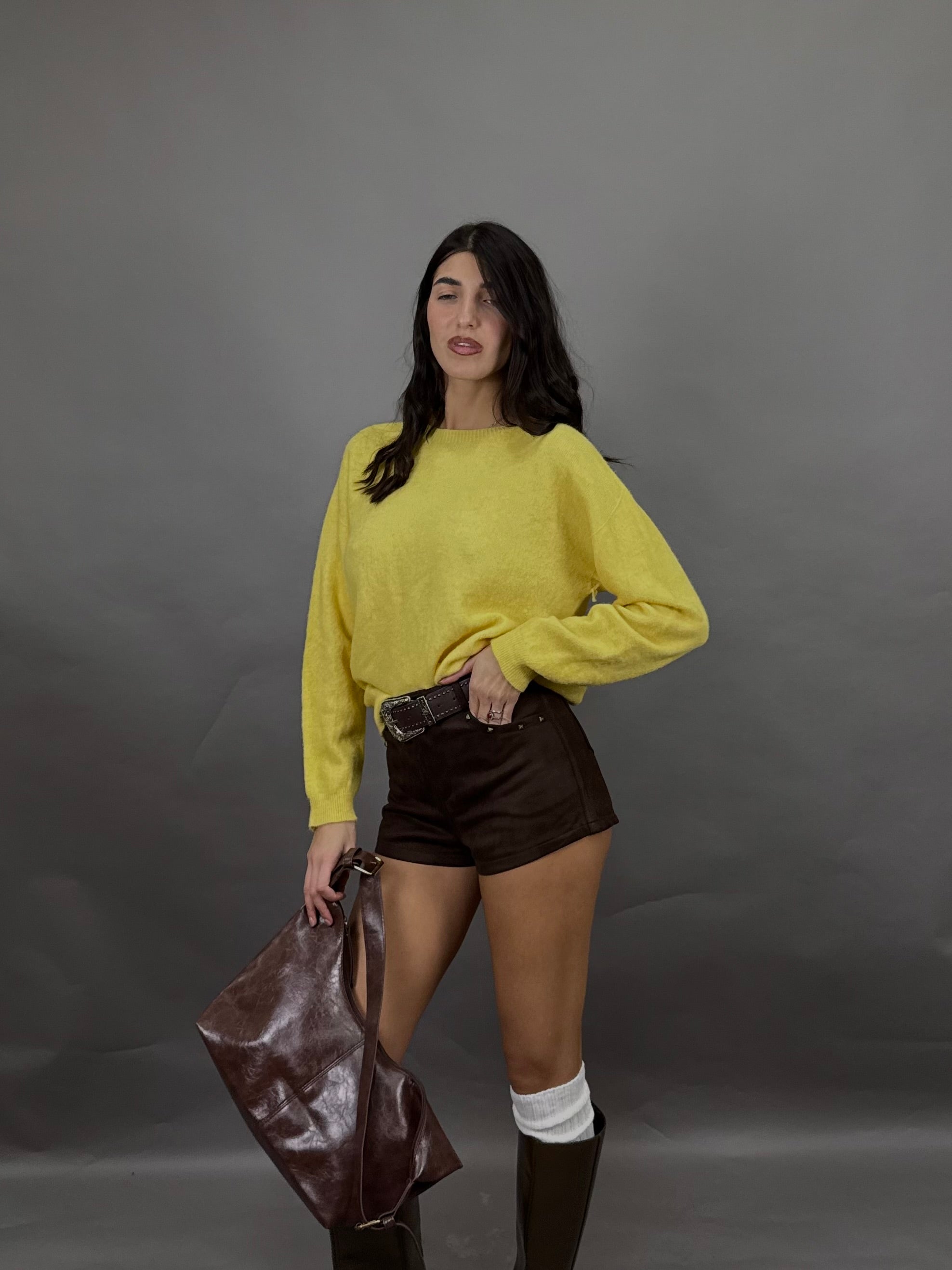 Pantaloncino con cintura marrone