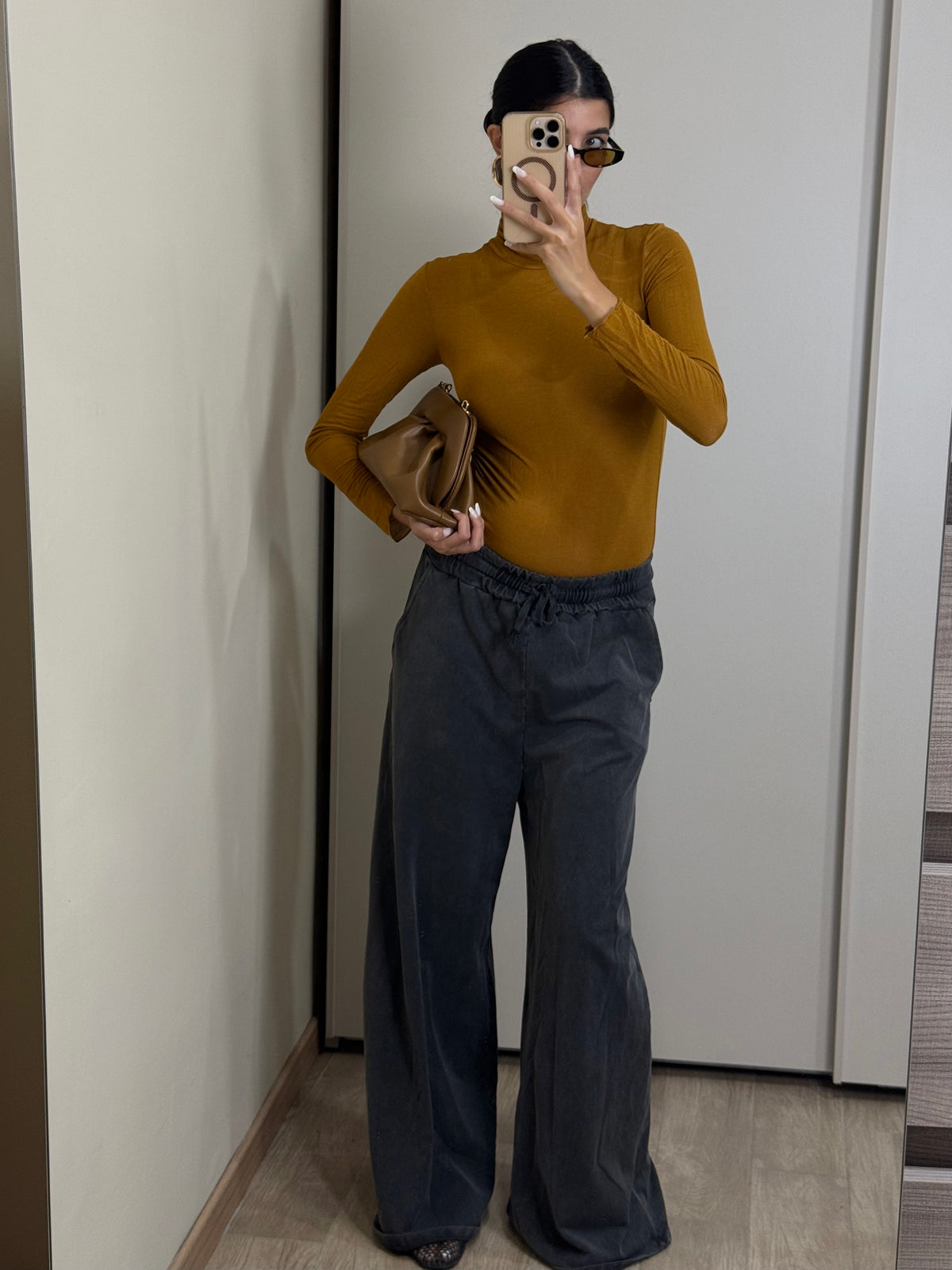 Pantalone tuta palazzo