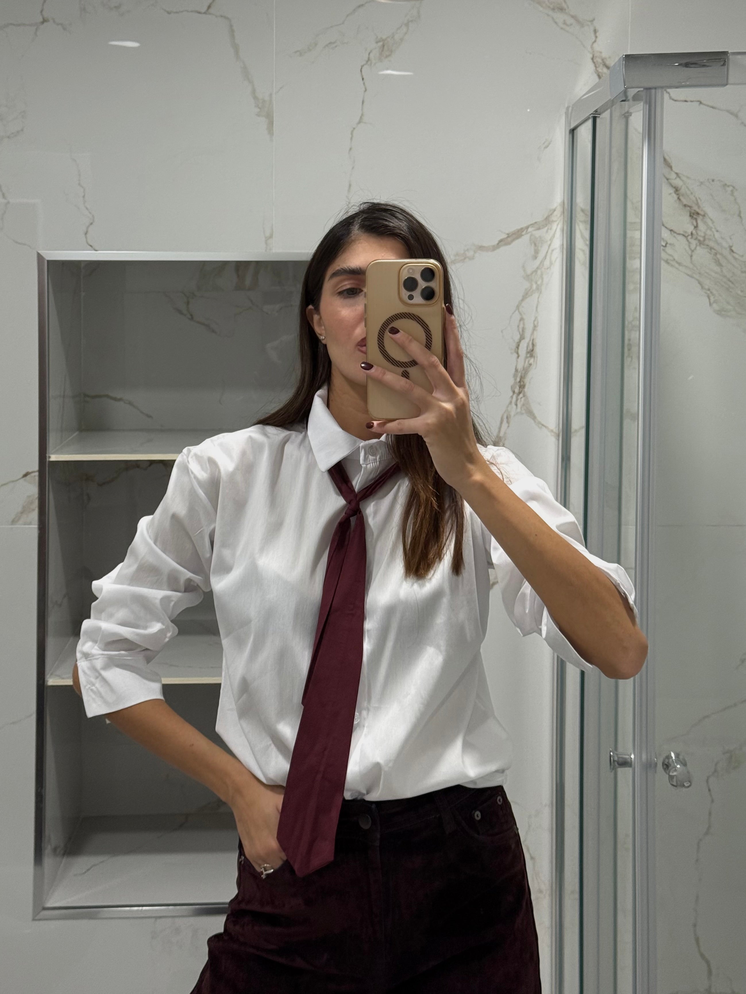 Camicia con cravatta