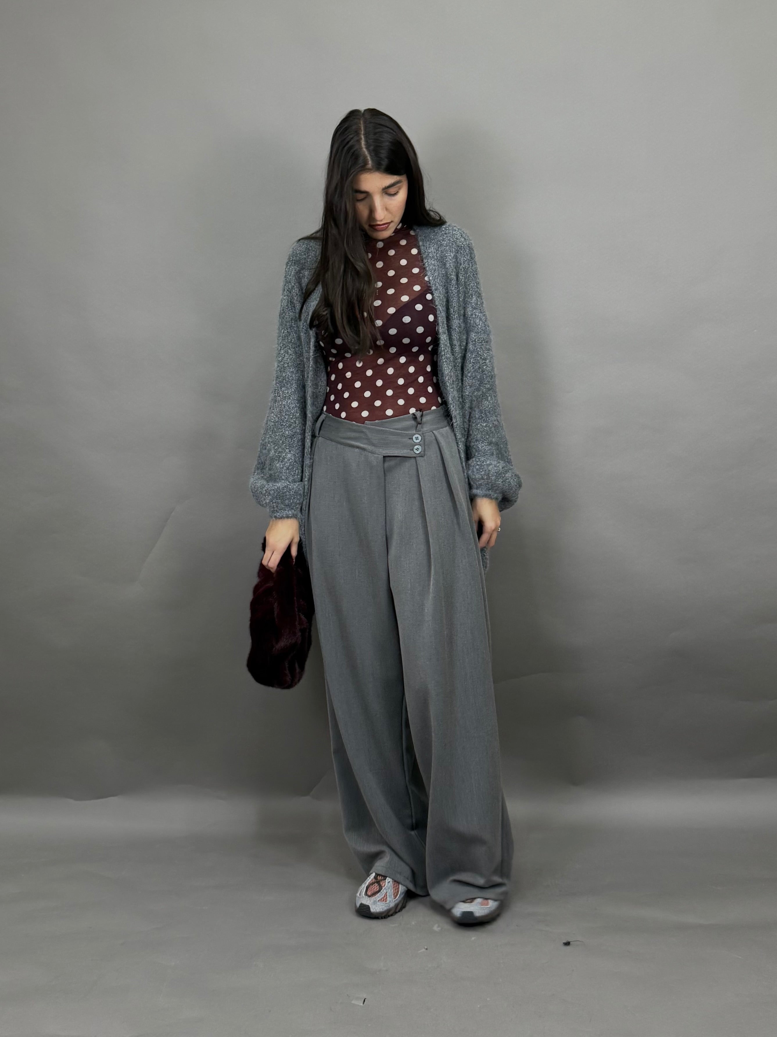 Pantalone storto grigio