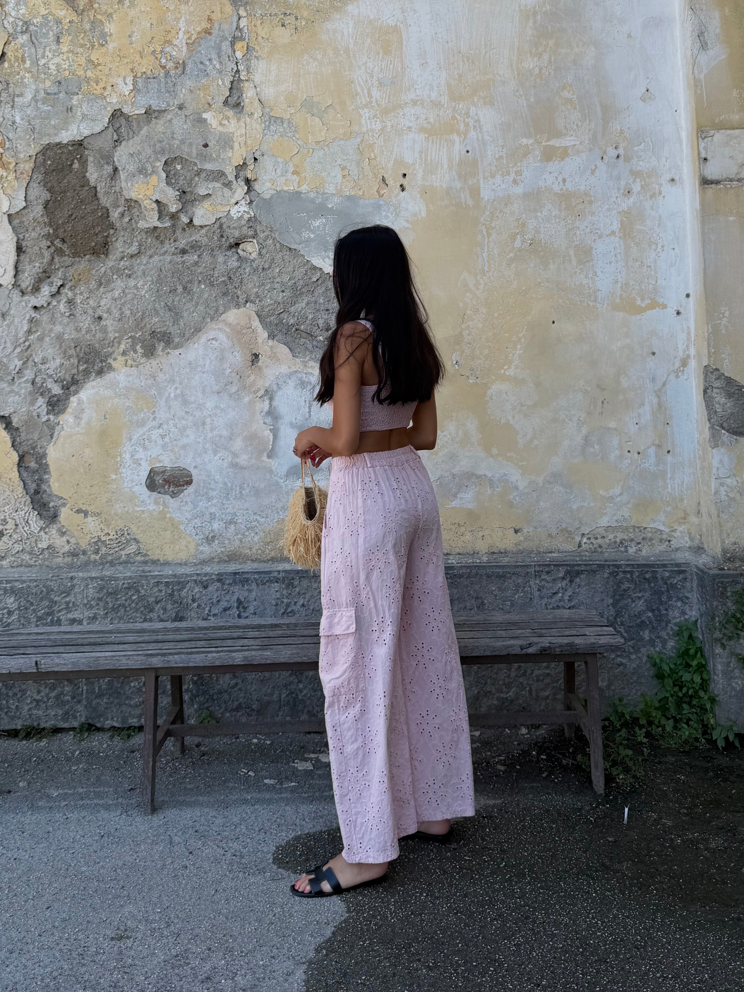 Completo in sangallo pink