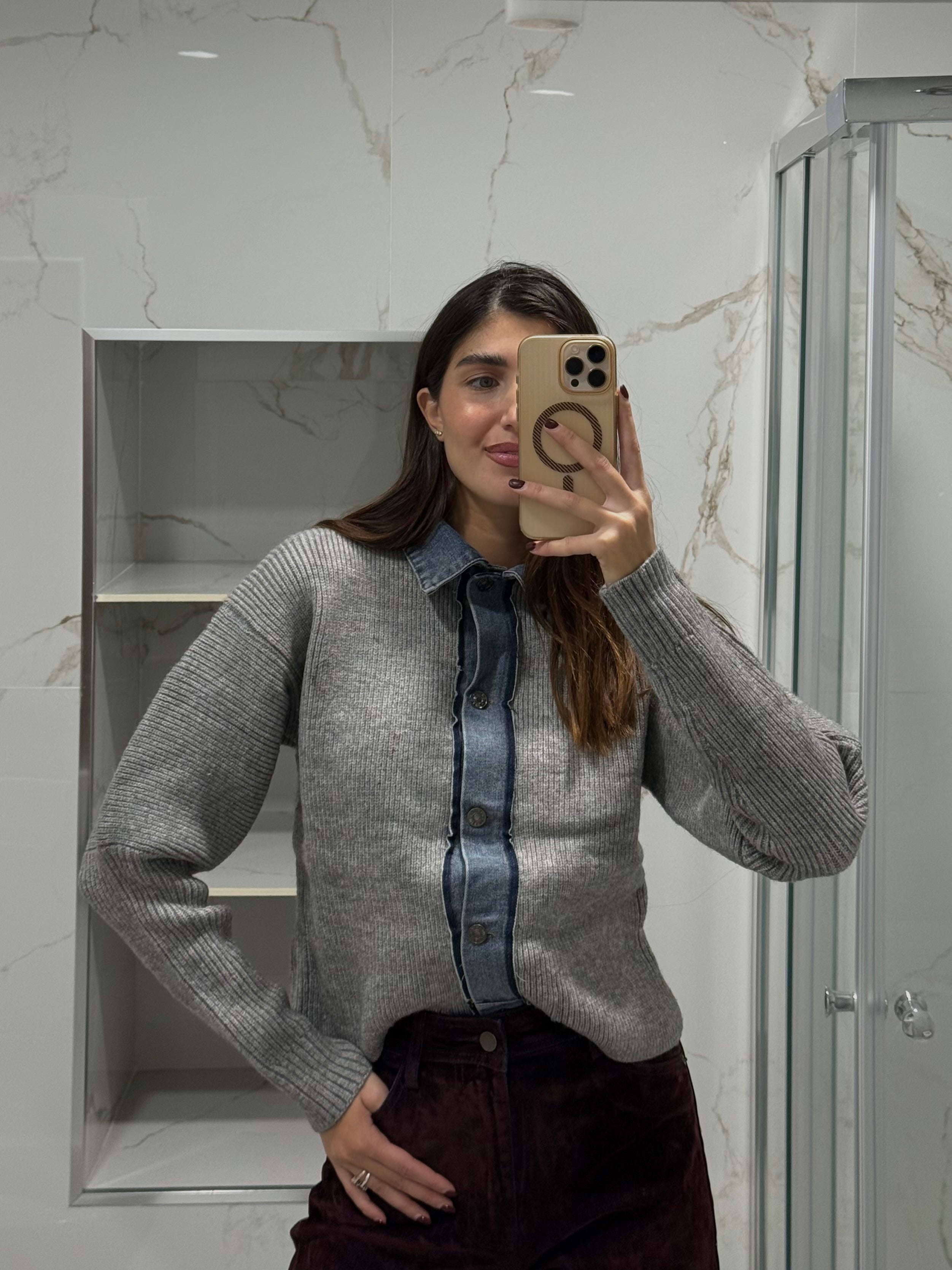 Pull inserti camicia grigia