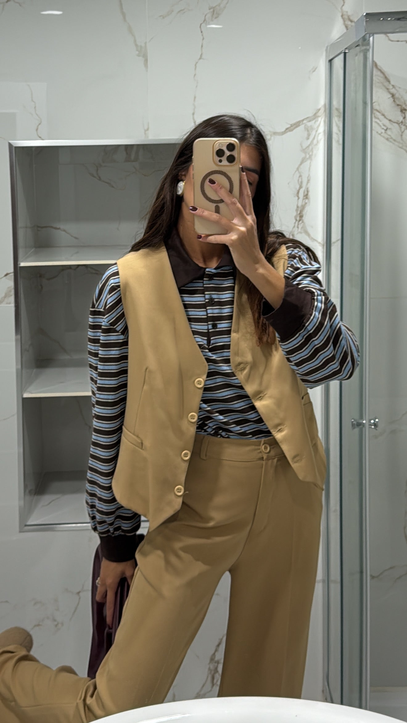 Tailleur con gilet beige