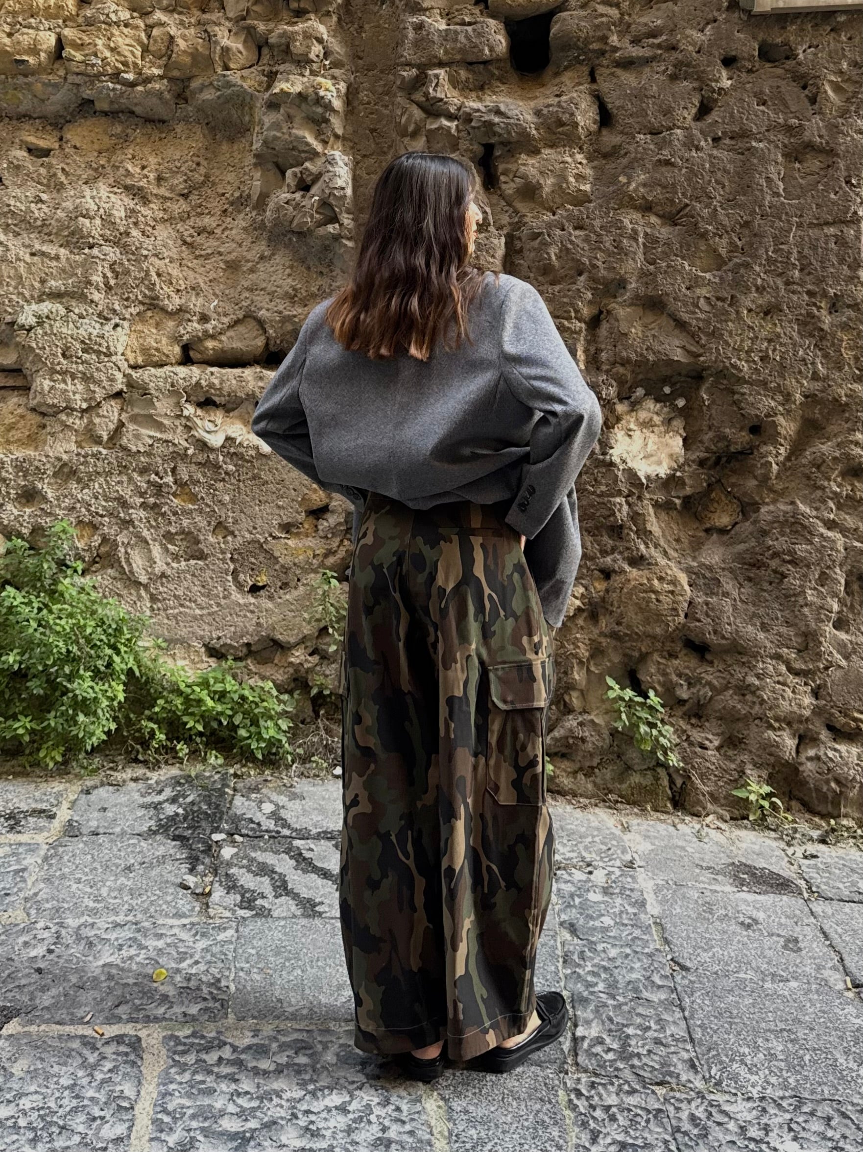 Cargo by lumina militare