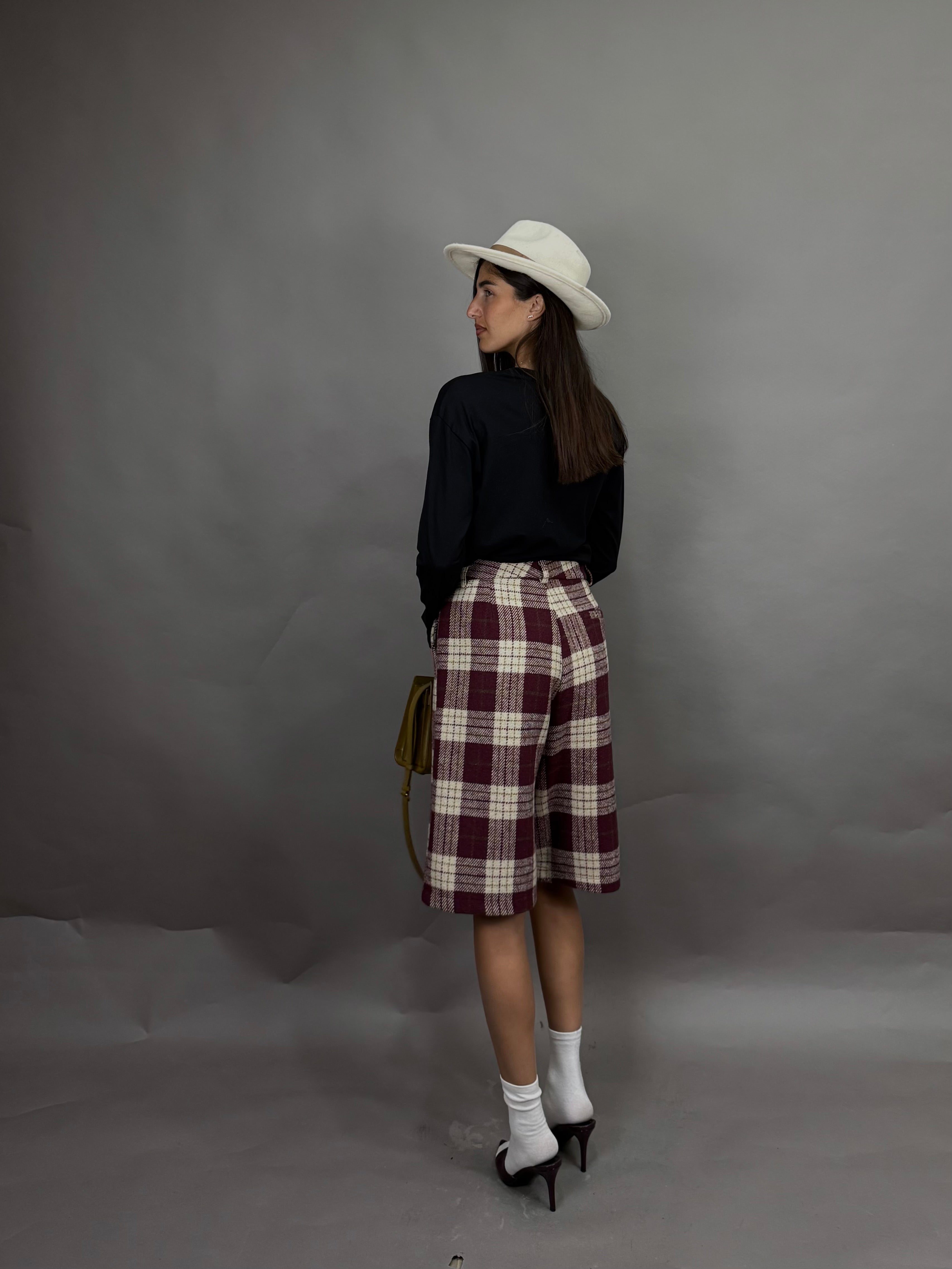 Bermuda bordeaux lumina