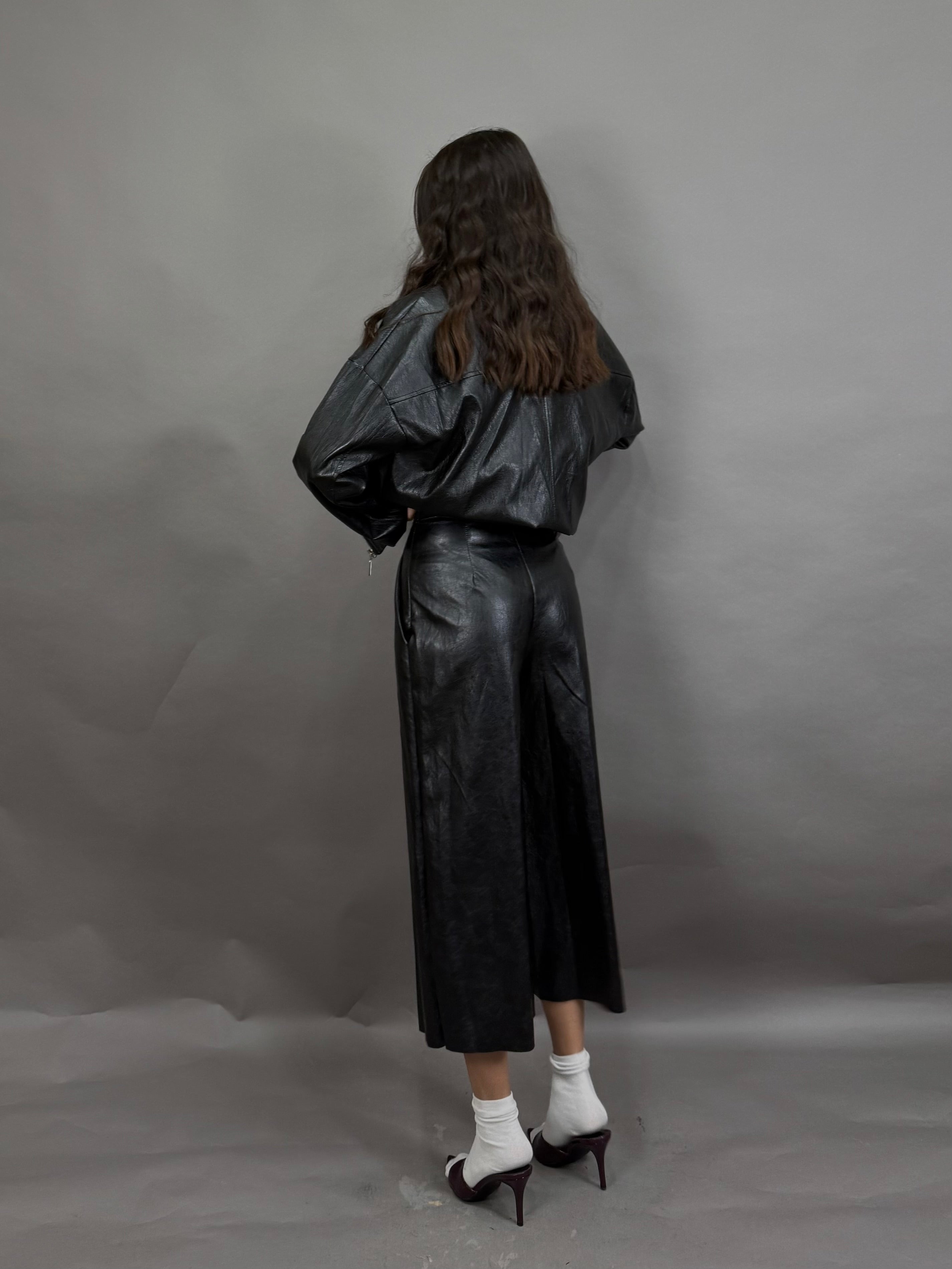 Maxi bermuda in ecopelle