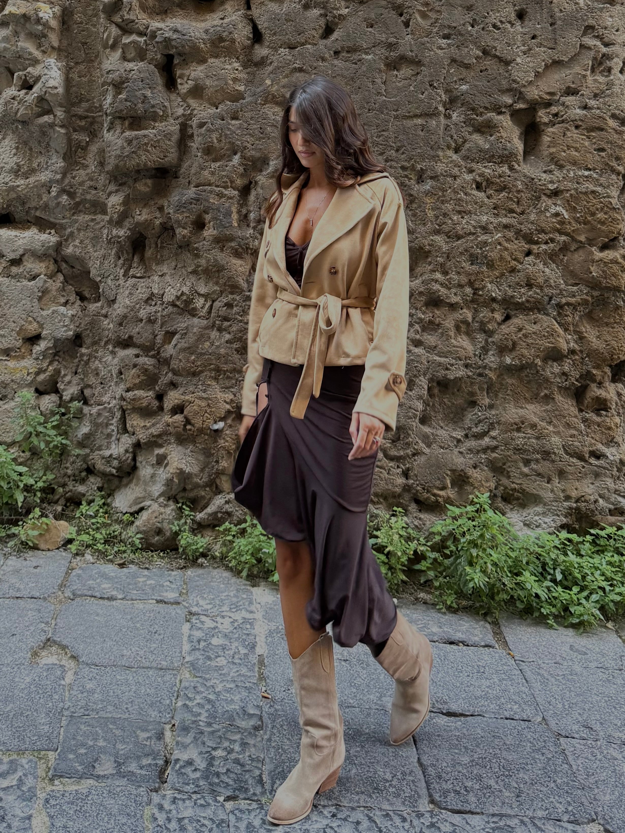 Trench in camoscio cammello