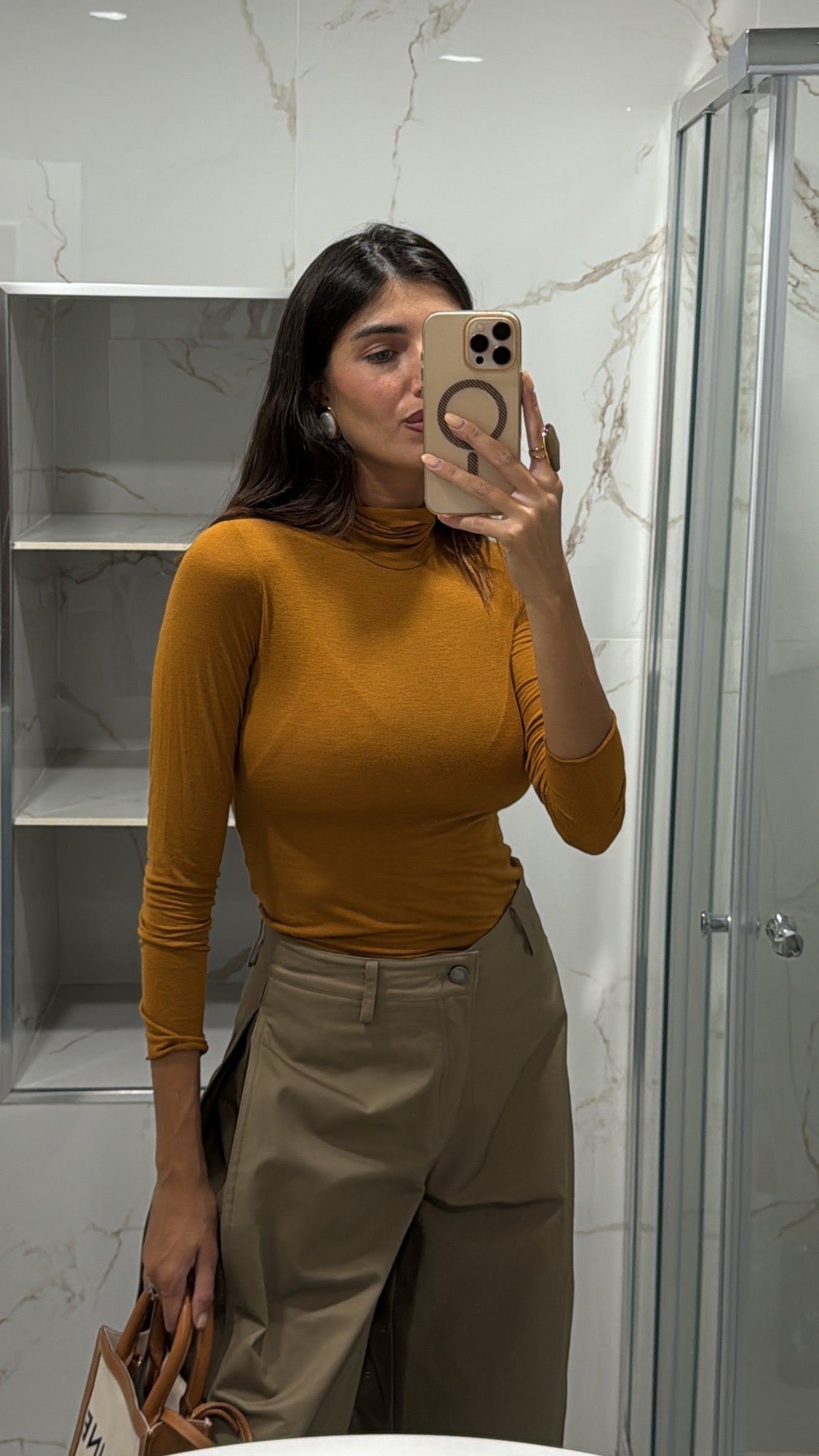 Maglia misto cachemire ocra