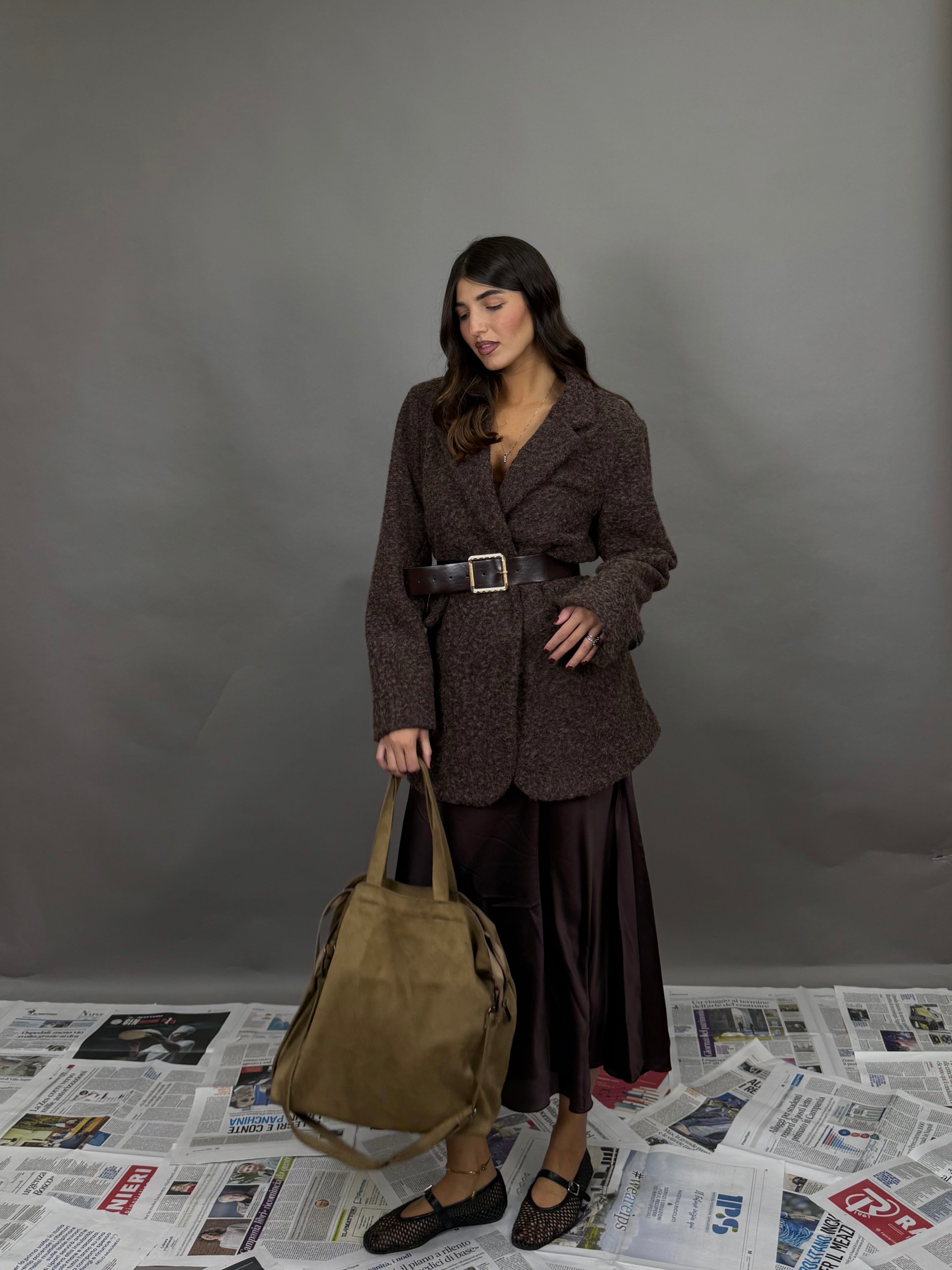 Gonna simil seta marrone