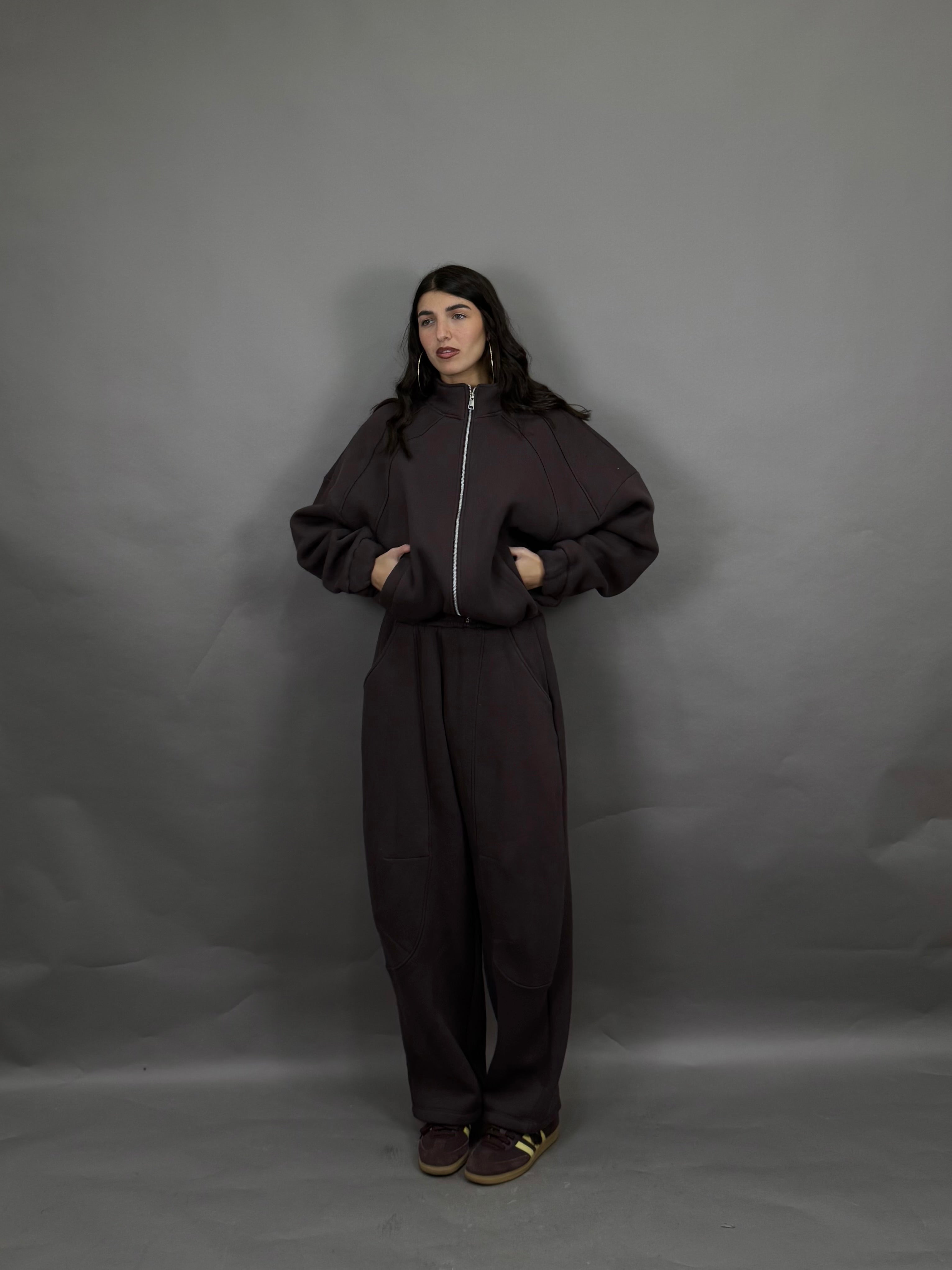 Coordinato tuta just marrone