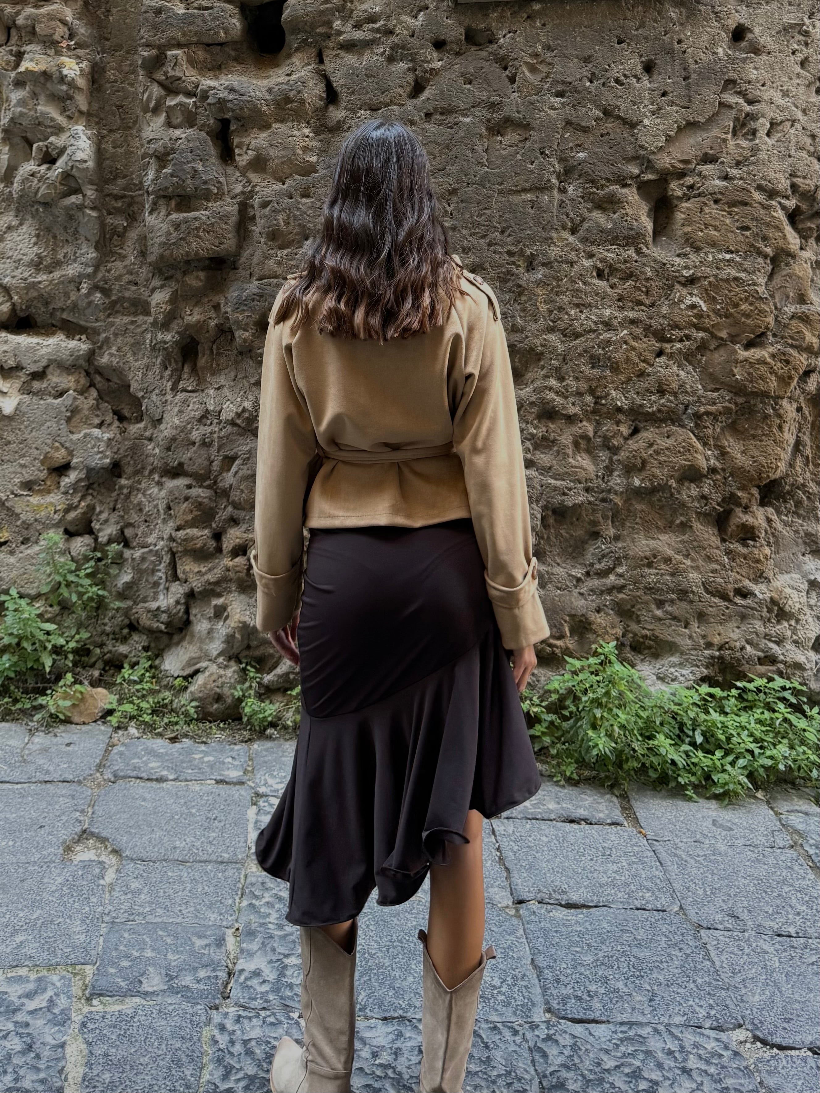 Trench in camoscio cammello