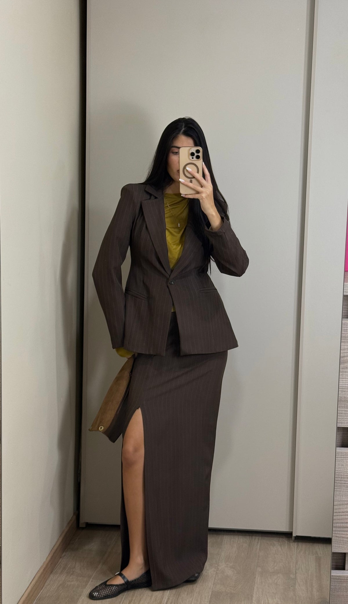 Tailleur con gonna gessato