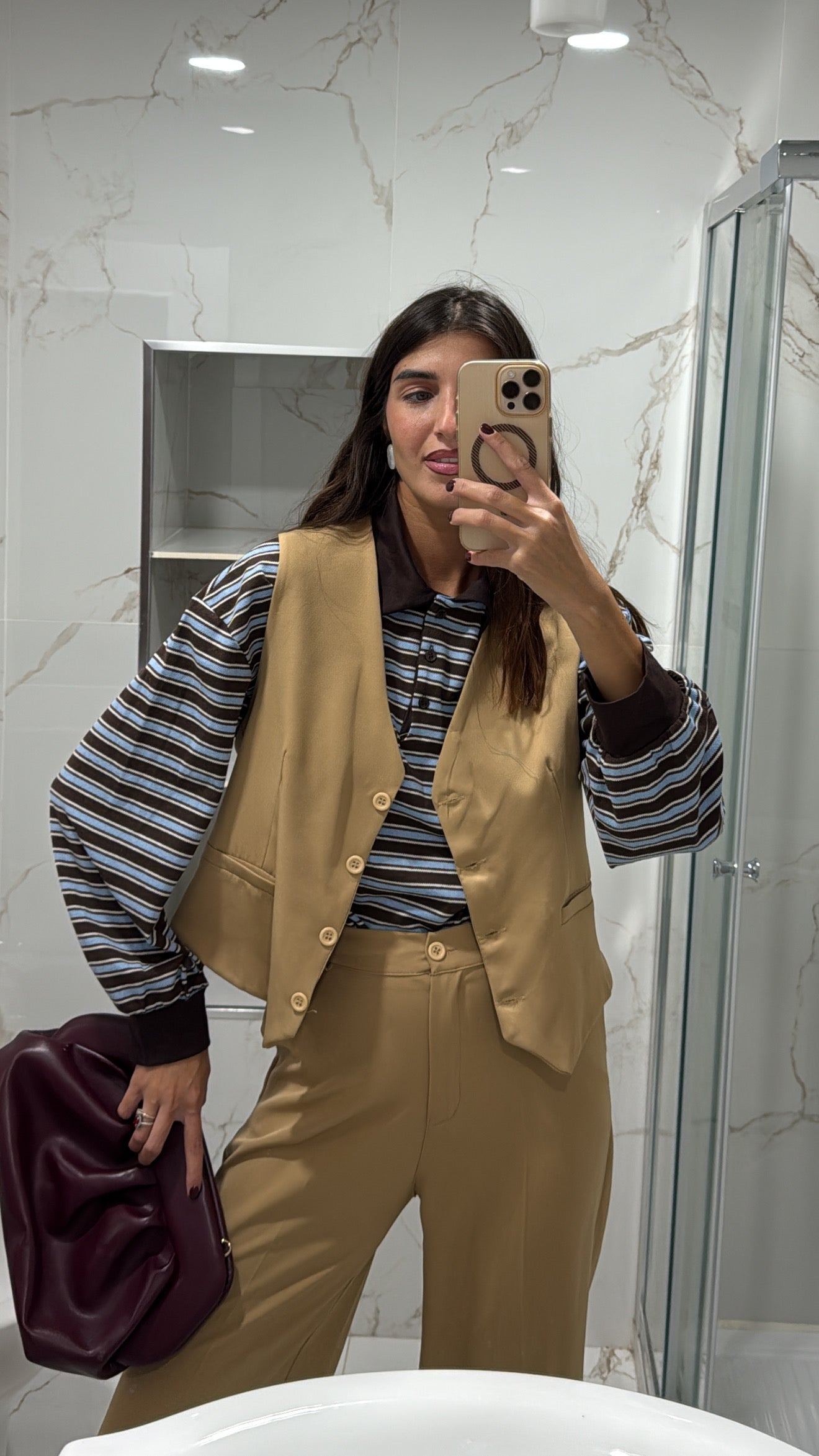 Tailleur con gilet beige