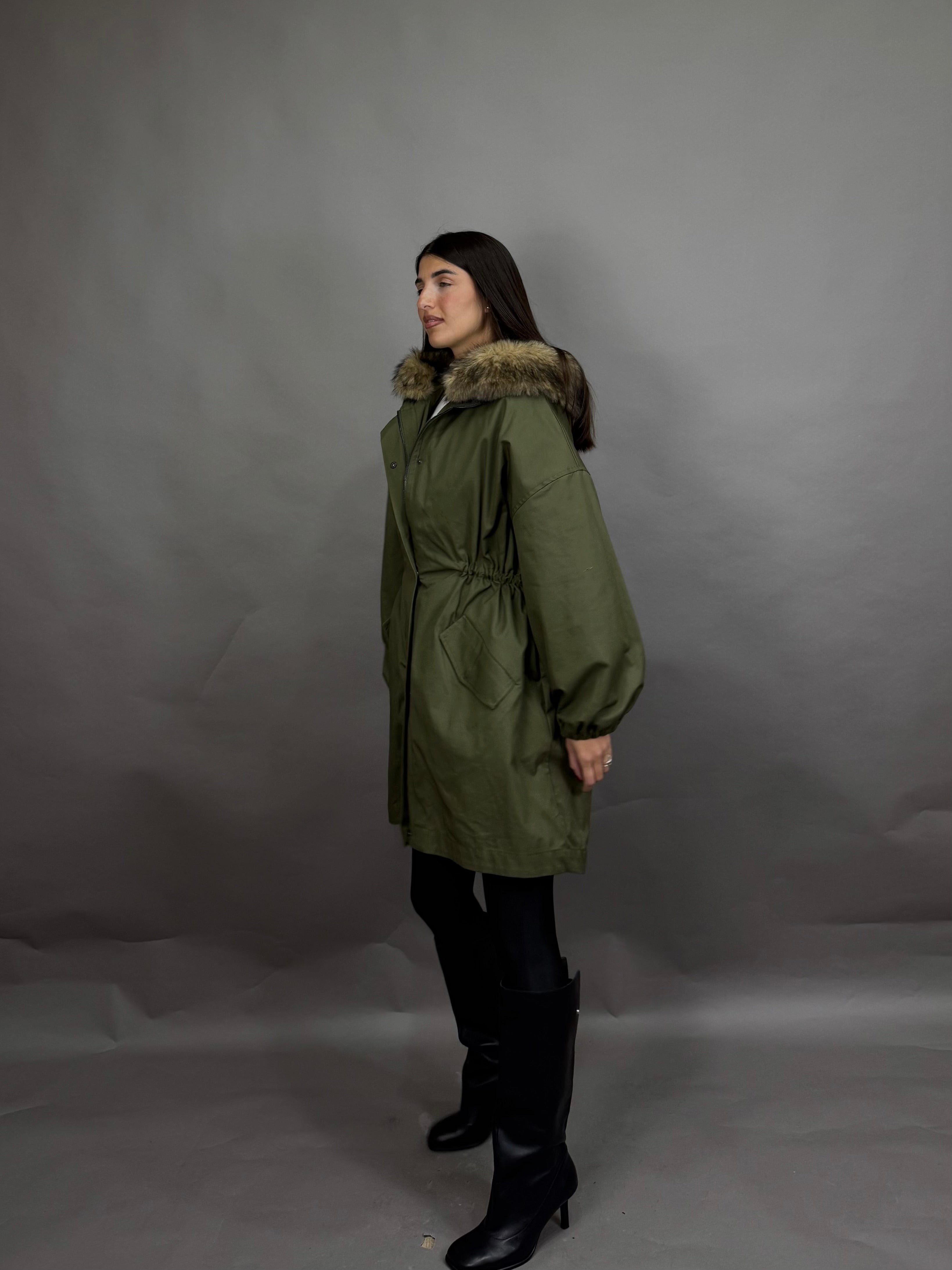 Parca con pelliccia verde